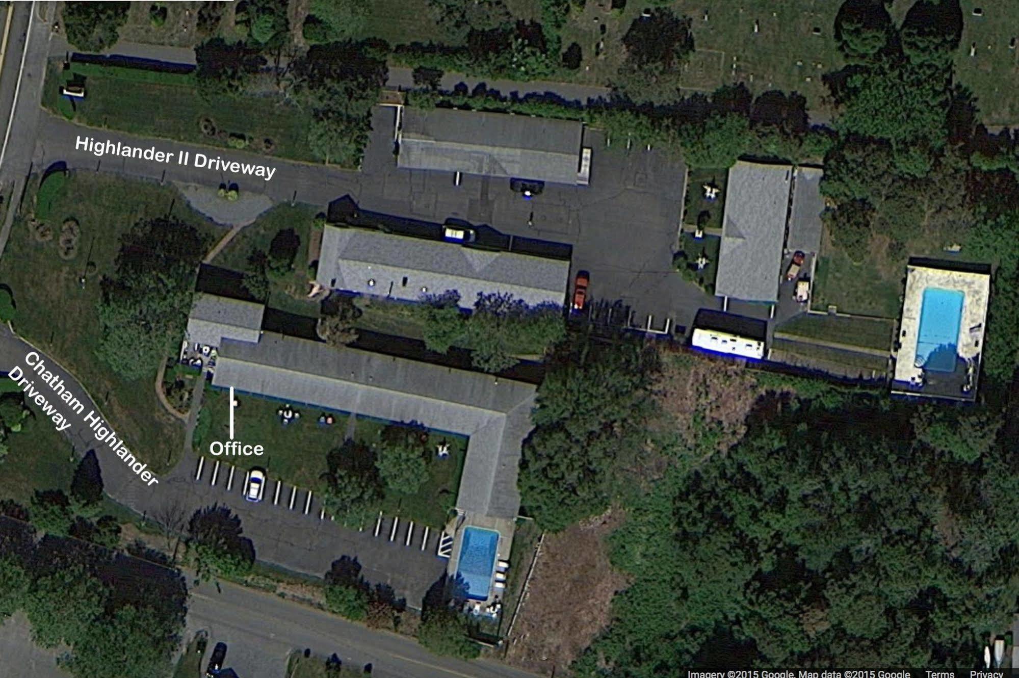 Chatham Highlander Village Inn Eksteriør billede